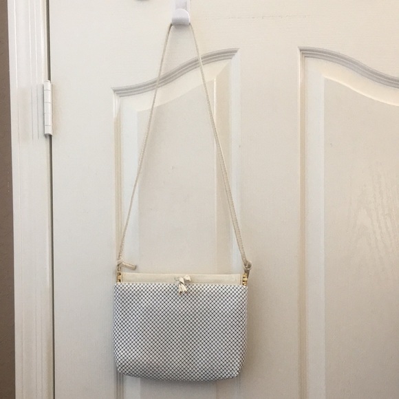 LADIES’ Whiting and Davis International Mesh Purse - Picture 2 of 10